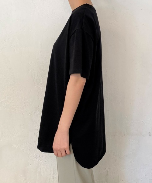 LOWRYS FARM（ローリーズファーム）の「アソートラウンドヘムTEE 887997（Tシャツ/カットソー・レディース・ブラック/アイボリー/ブラック系その他/オフホワイト・FREE）」の16枚目の写真