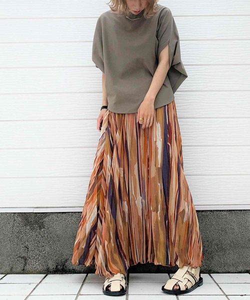 Q（キュー）の「アムンゼン変形Tシャツ（Tシャツ/カットソー・レディース・ホワイト/オリーブ/ブラック・MEDIUM）」の7枚目の写真