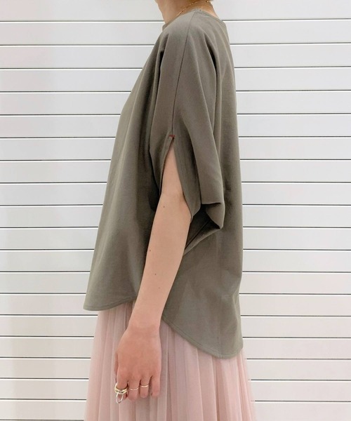 Q（キュー）の「アムンゼン変形Tシャツ（Tシャツ/カットソー・レディース・ホワイト/オリーブ/ブラック・MEDIUM）」の5枚目の写真