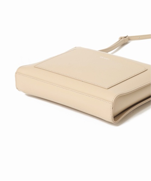 SLOBE IENA（スローブイエナ）の「【YAHKI /ヤーキ】スクエアショルダーバッグ◆（ショルダーバッグ・レディース・ベージュ・FREE）」の5枚目の写真