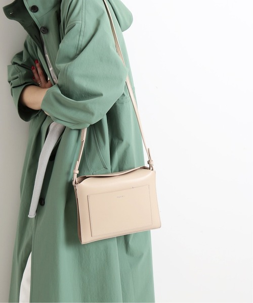 SLOBE IENA（スローブイエナ）の「【YAHKI /ヤーキ】スクエアショルダーバッグ◆（ショルダーバッグ・レディース・ベージュ・FREE）」の4枚目の写真