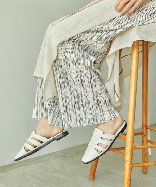 VACANCY（ヴァカンシー）の「メッシュフラットサンダル（サンダル・レディース・ブラック/アイボリー・S/M/L）」の9枚目の写真