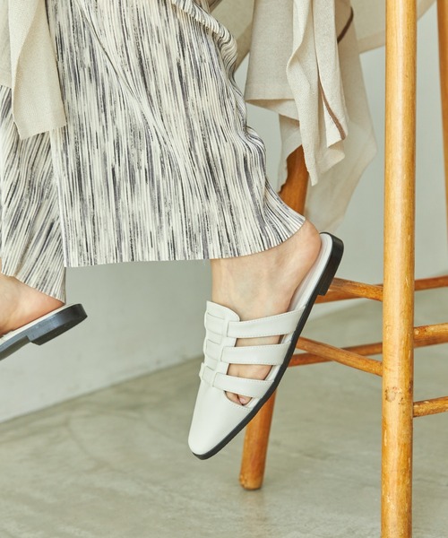 VACANCY（ヴァカンシー）の「メッシュフラットサンダル（サンダル・レディース・ブラック/アイボリー・S/M/L）」の3枚目の写真