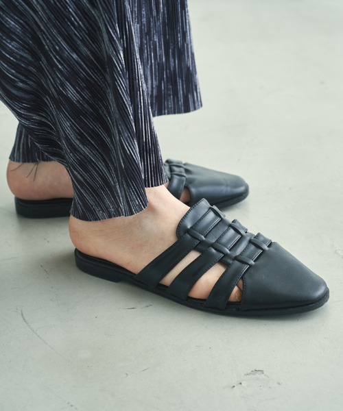 VACANCY（ヴァカンシー）の「メッシュフラットサンダル（サンダル・レディース・ブラック/アイボリー・S/M/L）」の20枚目の写真