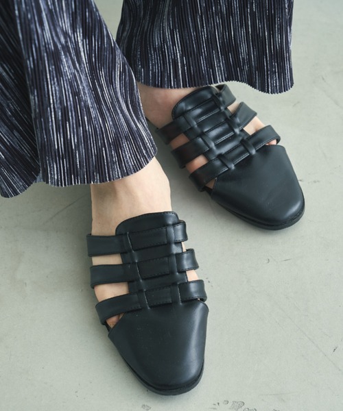 VACANCY（ヴァカンシー）の「メッシュフラットサンダル（サンダル・レディース・ブラック/アイボリー・S/M/L）」の19枚目の写真