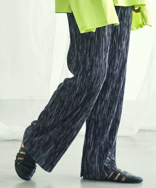 VACANCY（ヴァカンシー）の「メッシュフラットサンダル（サンダル・レディース・ブラック/アイボリー・S/M/L）」の21枚目の写真