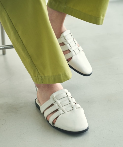 VACANCY（ヴァカンシー）の「メッシュフラットサンダル（サンダル・レディース・ブラック/アイボリー・S/M/L）」の14枚目の写真