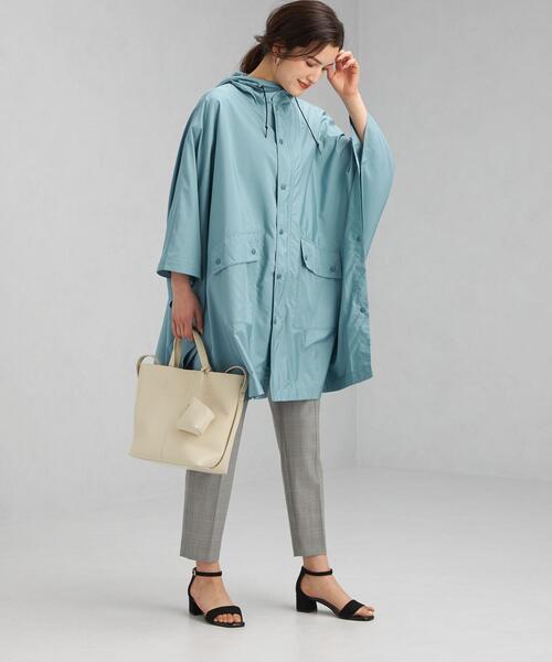 Traditional Weatherwear(トラディショナルウェザーウェア)の「【WORK TRIP OUTFITS】【 Traditional Weatherwear 】★WTO レイン パーカー ポンチョ(レインコート/ポンチョ・レディース・ライトブルー/ベージュ・FREE)」の22枚目の写真