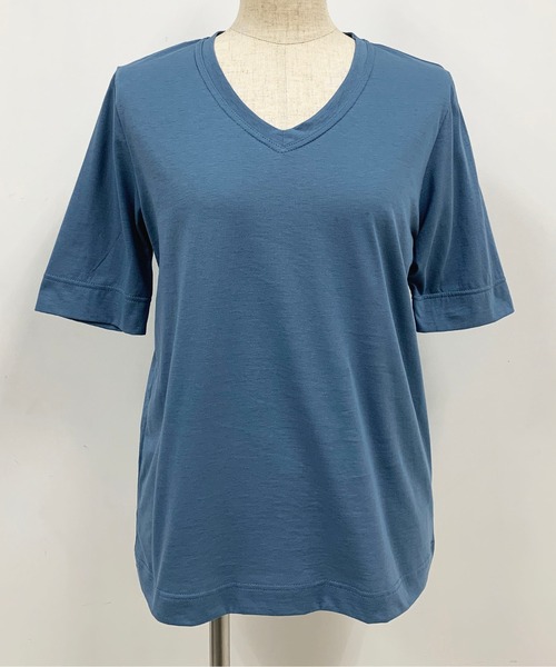 PICCIN(ピッチン)の「【日本製】V衿ドライタッチTシャツ(Tシャツ/カットソー・レディース・ブラック/オフホワイト/ブルー・M)」の4枚目の写真