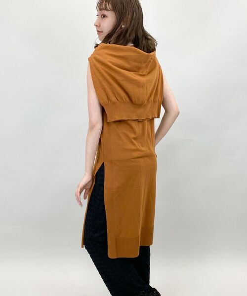 fredy emue（フレディエミュ）の「サマーロングベスト（ニット/セーター・レディース・ベージュ/ネイビー/キャメル・38）」の7枚目の写真