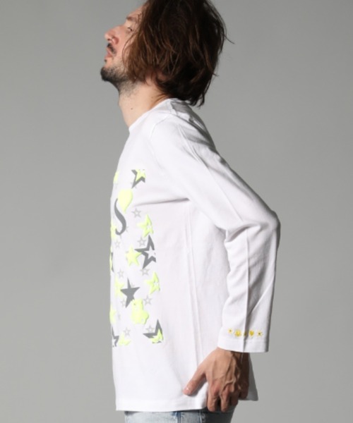 STUD MUFFIN（スタッドマフィン）の「STUD MUFFIN/スタッドマフィン/コットン天竺 ベアハートマルチフォームプリント LS Tシャツ（Tシャツ/カットソー・メンズ・ホワイト/ブラック・2/4/3）」の4枚目の写真