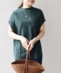 【WEB限定】〈手洗い可能〉アイレット クルーネック プルオーバー