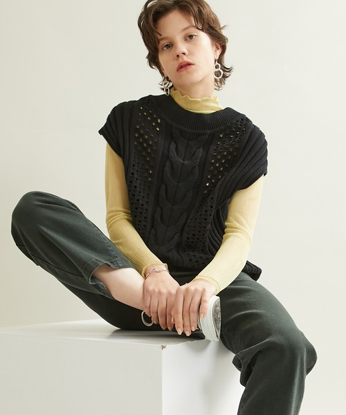 WRAPINKNOT（ラッピンノット）の「【WRAPINKNOT(ラッピンノット)】別注2WAYライトニットベスト（ベスト・レディース・ライトグレー/ブラック/オフホワイト・FREE）」の4枚目の写真