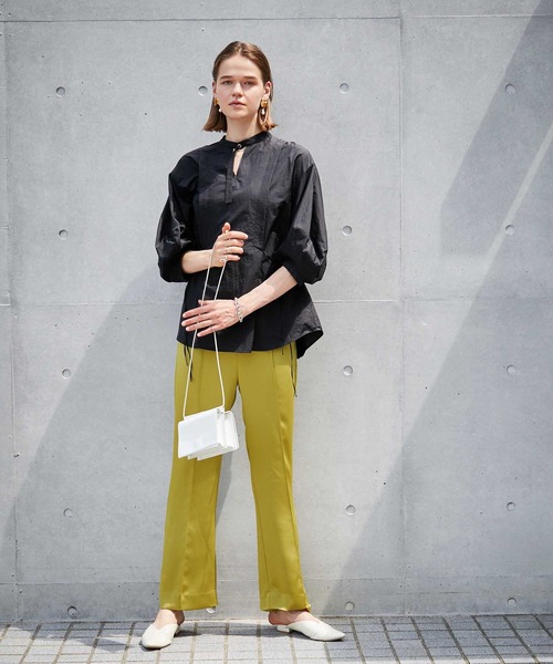 PUBLIC TOKYO(パブリックトウキョウ)の「ランタンスリーブブラウス /ウォッシャブル(シャツ/ブラウス・レディース・ブラック/ピンク/ライトグレー/ホワイト・FREE)」の16枚目の写真