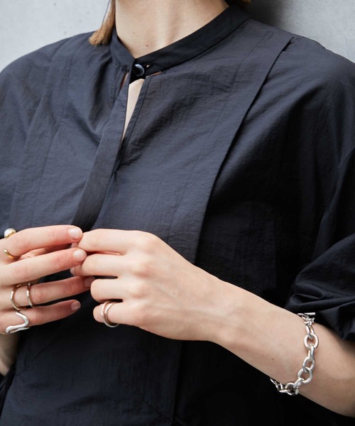 PUBLIC TOKYO(パブリックトウキョウ)の「ランタンスリーブブラウス /ウォッシャブル(シャツ/ブラウス・レディース・ブラック/ピンク/ライトグレー/ホワイト・FREE)」の21枚目の写真