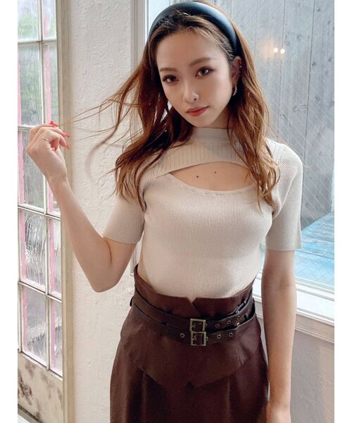 RESEXXY（リゼクシー）の「バスト切り替え2WAYトップス（ニット/セーター・レディース・ホワイト/ブラック/ベージュ/ブラウン・FREE）」の17枚目の写真