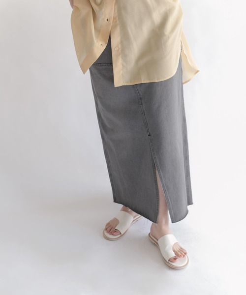 KBF（ケイビーエフ）の「ヴィンテージライクデニムスカート（スカート・レディース・グレー/ブルー・38/36）」の21枚目の写真