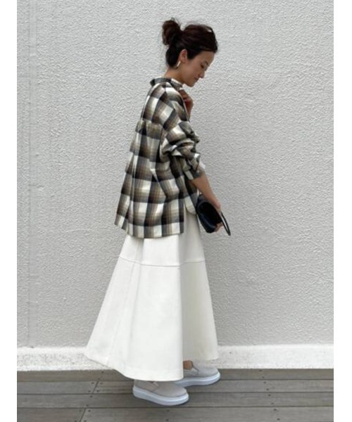 BEARDSLEY（ビアズリー）の「チェック襟付きプルオーバー（シャツ/ブラウス・レディース・ベージュ/ブラック・FREE）」の10枚目の写真