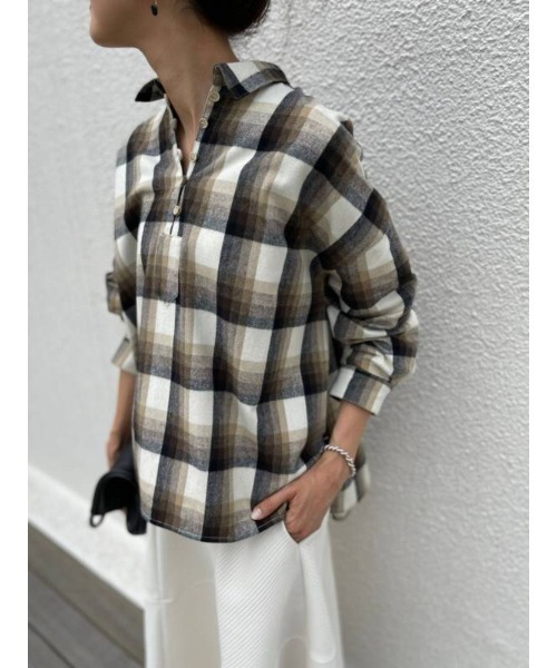 BEARDSLEY（ビアズリー）の「チェック襟付きプルオーバー（シャツ/ブラウス・レディース・ベージュ/ブラック・FREE）」の12枚目の写真