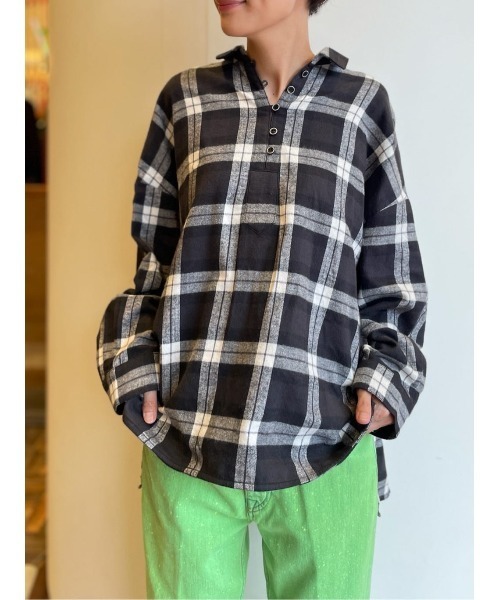 BEARDSLEY（ビアズリー）の「チェック襟付きプルオーバー（シャツ/ブラウス・レディース・ベージュ/ブラック・FREE）」の3枚目の写真