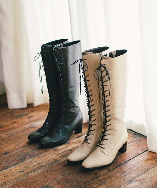 cava cava（サヴァサヴァ）の「レースアップロングブーツ　-7305403（ブーツ・レディース・グレー/アイボリー/ブラック/ライトブラウン/ワイン・22.5cm/23.0cm/24.5cm/23.5cm/24.0cm）」の2枚目の写真