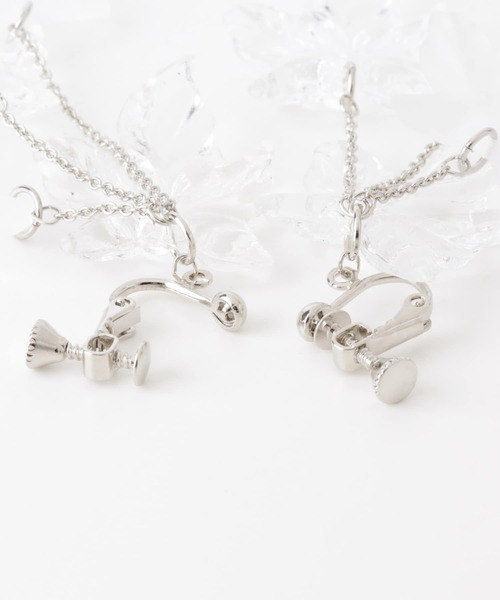 KBF（ケイビーエフ）の「アクリルリーフイヤリング（イヤリング・レディース・クリア/グリーン系その他・ONE）」の6枚目の写真