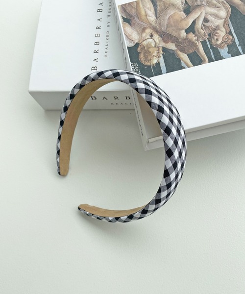 PairPair(ペアペア)の「ギンガムカチューシャ(カチューシャ・レディース・ブラック/ベージュ・FREE)」の4枚目の写真