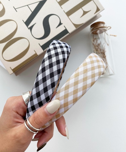 PairPair(ペアペア)の「ギンガムカチューシャ(カチューシャ・レディース・ブラック/ベージュ・FREE)」の6枚目の写真