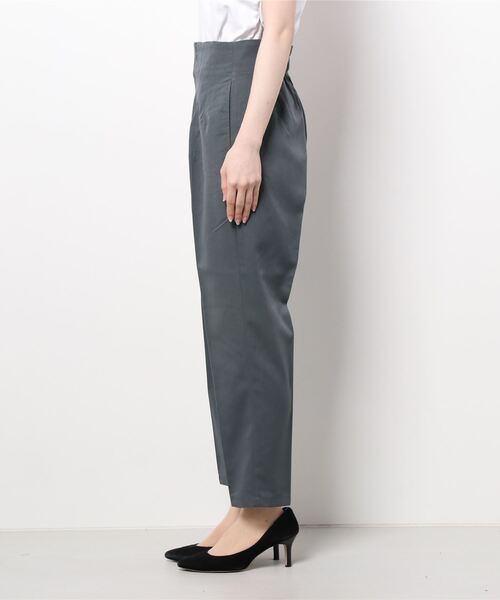 ehka sopo（エヘカソポ）の「センタープレスパンツ（その他パンツ・レディース・パープル/チャコール/ブルー/カーキ・ﾌﾘ-）」の5枚目の写真