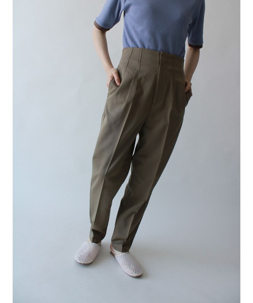 ehka sopo（エヘカソポ）の「センタープレスパンツ（その他パンツ・レディース・パープル/チャコール/ブルー/カーキ・ﾌﾘ-）」の7枚目の写真