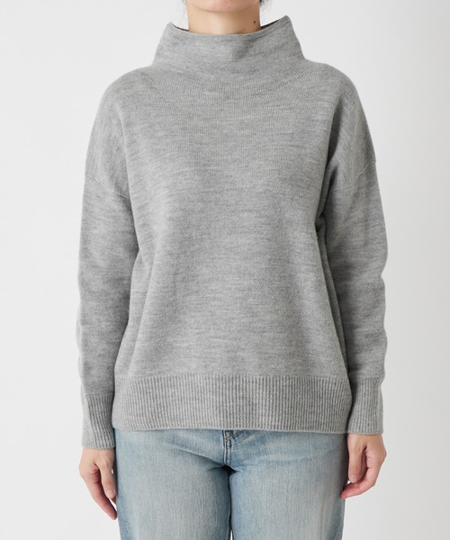 RIVE DROITE（リヴドロワ）の「肌を優しく包み込む柔らかな着心地　ウール100ボトルネックニット（ニット/セーター・レディース・オフホワイト/オレンジ/サックスブルー/レッド/ブラック/ライトベージュ/グレー/グリーン系その他・FREE）」の11枚目の写真