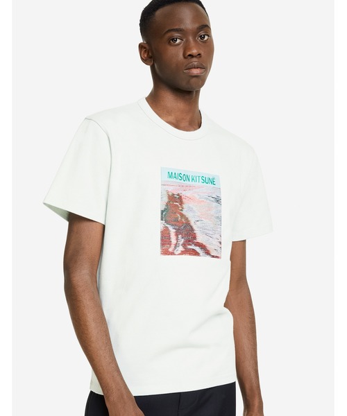 Maison Kitsune（メゾンキツネ）の「MAISON KITSUNE PHOTO TAG CLASSIC TEE-SHIRT（Tシャツ/カットソー・メンズ・ダークグリーン/ミント・S/M/L/XL/XS）」の4枚目の写真