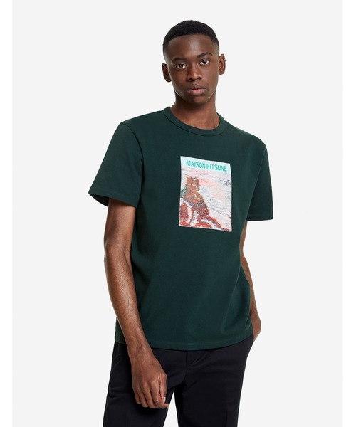 Maison Kitsune（メゾンキツネ）の「MAISON KITSUNE PHOTO TAG CLASSIC TEE-SHIRT（Tシャツ/カットソー・メンズ・ダークグリーン/ミント・S/M/L/XL/XS）」の5枚目の写真