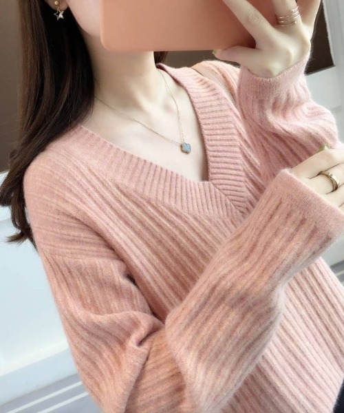 ACT（アクト）の「モヘアタッチ Vネック リブニット（ニット/セーター・レディース・ベージュ/グリーン/イエロー/ピンク/アイボリー・FREE）」の6枚目の写真