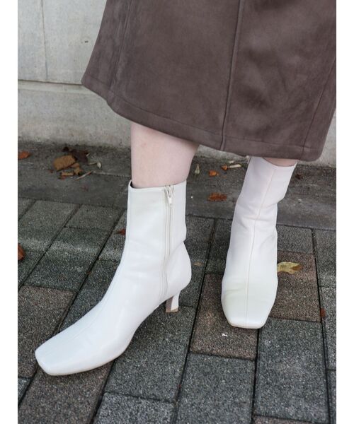 MURUA（ムルーア）の「スキニーフィットブーツ（ブーツ・レディース・アイボリー/ブラック/その他1・35/36/37）」の18枚目の写真