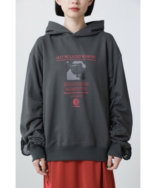 OKIRAKU(オキラク)の「OKIRAKU×ROSE BUD グラフィックフーデッドスウェット(パーカー・レディース・パープル/ブラック・ONE SIZE)」の7枚目の写真