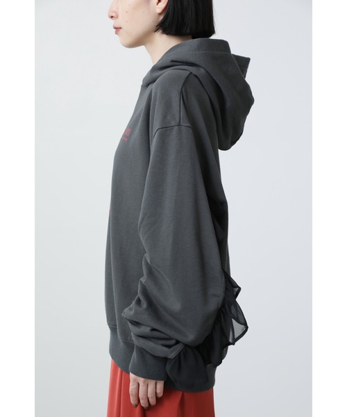 OKIRAKU(オキラク)の「OKIRAKU×ROSE BUD グラフィックフーデッドスウェット(パーカー・レディース・パープル/ブラック・ONE SIZE)」の8枚目の写真