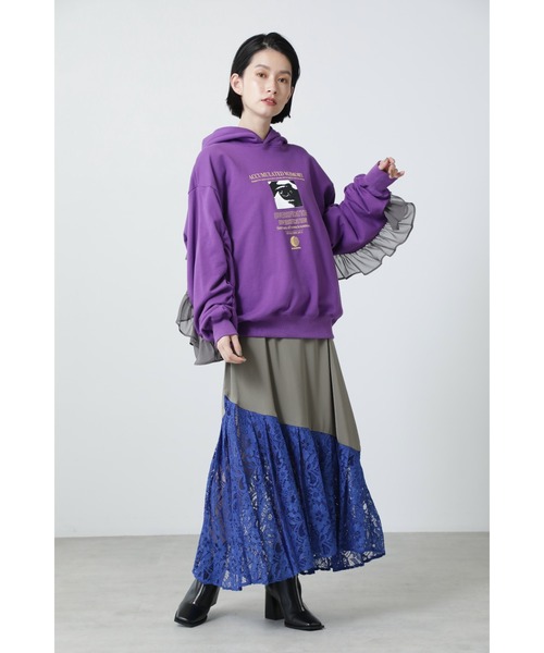 OKIRAKU(オキラク)の「OKIRAKU×ROSE BUD グラフィックフーデッドスウェット(パーカー・レディース・パープル/ブラック・ONE SIZE)」の6枚目の写真