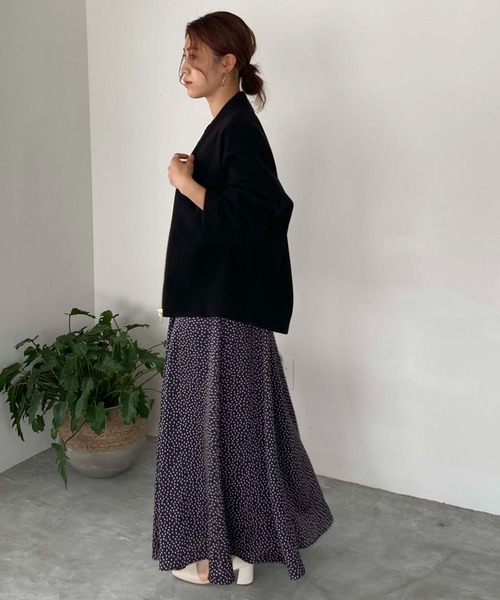 Doux archives(ドゥアルシーヴ)の「WOOLLY Vノーカラーショートジャケット(ノーカラージャケット・レディース・アイボリー/ブラック/モカ・MEDIUM)」の8枚目の写真