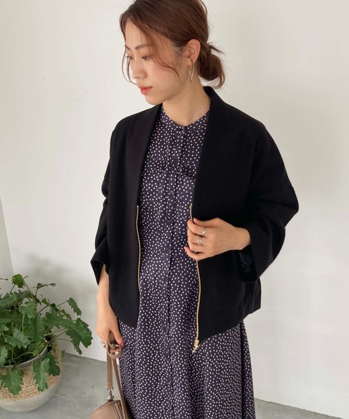 Doux archives(ドゥアルシーヴ)の「WOOLLY Vノーカラーショートジャケット(ノーカラージャケット・レディース・アイボリー/ブラック/モカ・MEDIUM)」の18枚目の写真