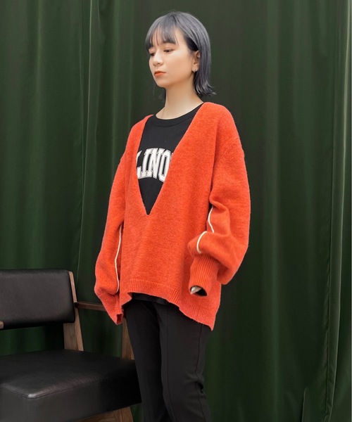 Solace(ソレイス)の「Vネックラインオーバーニット(ニット/セーター・レディース・グリーン/オレンジ/ベージュ・FREE)」の14枚目の写真