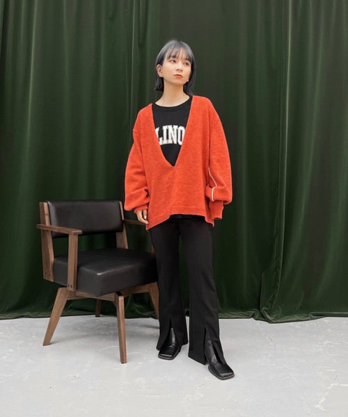 Solace(ソレイス)の「Vネックラインオーバーニット(ニット/セーター・レディース・グリーン/オレンジ/ベージュ・FREE)」の20枚目の写真