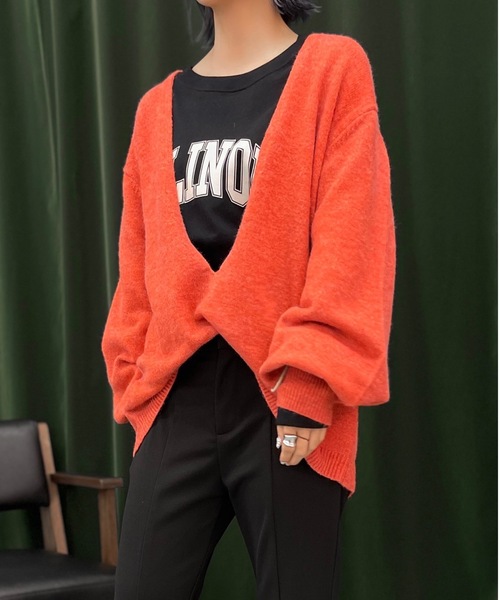 Solace(ソレイス)の「Vネックラインオーバーニット(ニット/セーター・レディース・グリーン/オレンジ/ベージュ・FREE)」の19枚目の写真