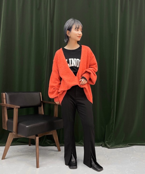 Solace(ソレイス)の「Vネックラインオーバーニット(ニット/セーター・レディース・グリーン/オレンジ/ベージュ・FREE)」の21枚目の写真