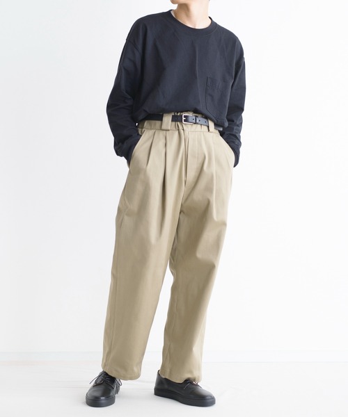Blanc YM(ブランワイエム)の「Blanc YM ブランワイエム / Cotton Gabardine Easy Pants コットンギャバジン イージーパンツ 2タックパンツ バルーンパンツ / BL-22S-CGEP(チノパンツ・メンズ・ベージュ・SMALL/MEDIUM)」の4枚目の写真
