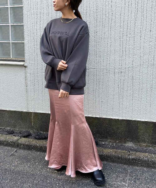 natural couture（ナチュラルクチュール）の「あおいさんコラボエンボスユニセックス裏毛プルオーバー（スウェット・レディース・ピンクベージュ/ライトベージュ/スミクロ/アイボリー・FREE）」の11枚目の写真