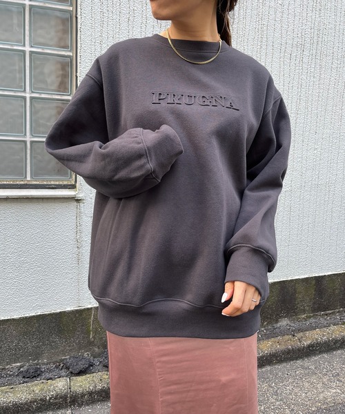 natural couture（ナチュラルクチュール）の「あおいさんコラボエンボスユニセックス裏毛プルオーバー（スウェット・レディース・ピンクベージュ/ライトベージュ/スミクロ/アイボリー・FREE）」の10枚目の写真