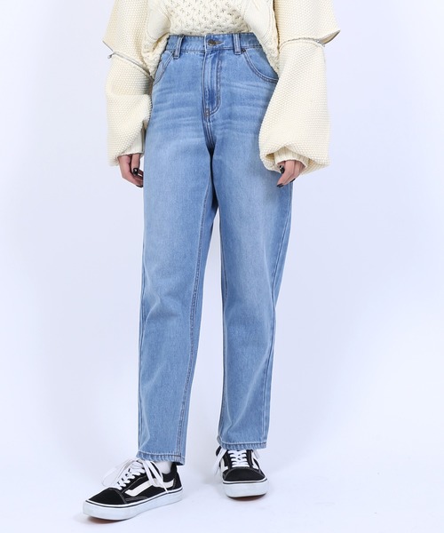 PUNYUS(プニュズ)の「ウォッシュドデニムパンツ(デニムパンツ・レディース・ライトブルー・1/2/4/3)」の1枚目の写真