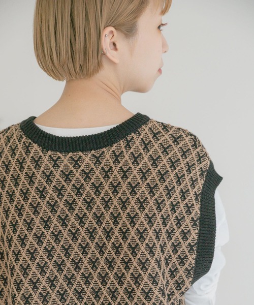 ITEMS URBANRESEARCH(アイテムズ アーバンリサーチ)の「ガラニットベスト(ベスト・レディース・ネイビー/カーキ/ブラウン・FREE)」の15枚目の写真