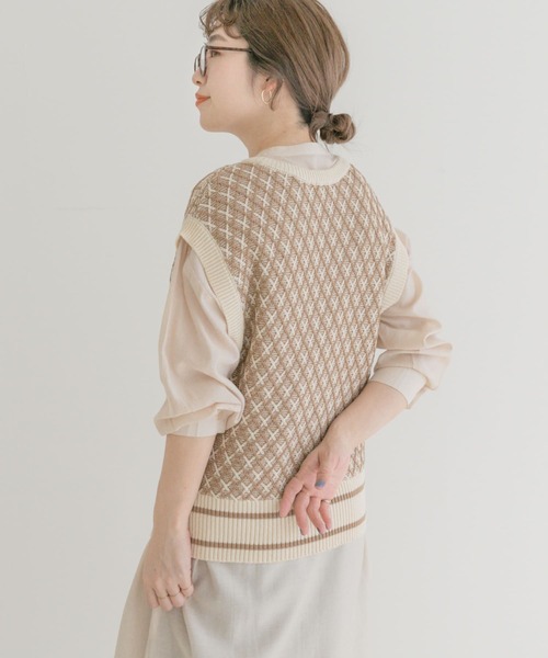 ITEMS URBANRESEARCH(アイテムズ アーバンリサーチ)の「ガラニットベスト(ベスト・レディース・ネイビー/カーキ/ブラウン・FREE)」の10枚目の写真